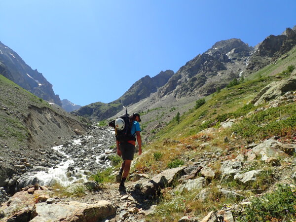 Ailefroide Sélé 2025-06-28 Montée au Refuge 1